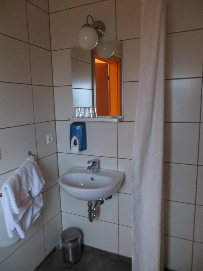 Guesthouse Vellir Vík Стая снимка